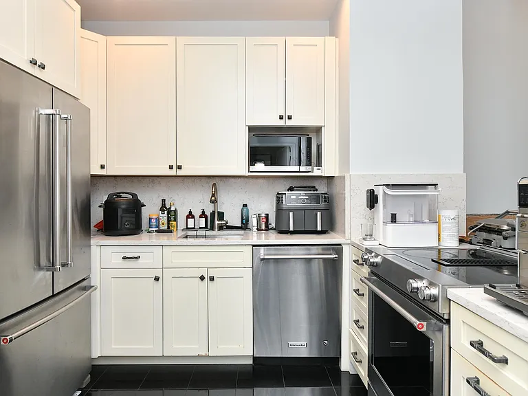 1500 Washington St #5T — Photo 5