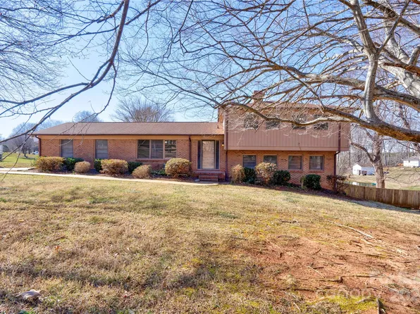 1501 Lackey St, Shelby, NC 28152