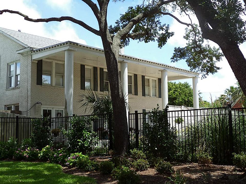 1st image of 12 Cedar Lawn Cir
