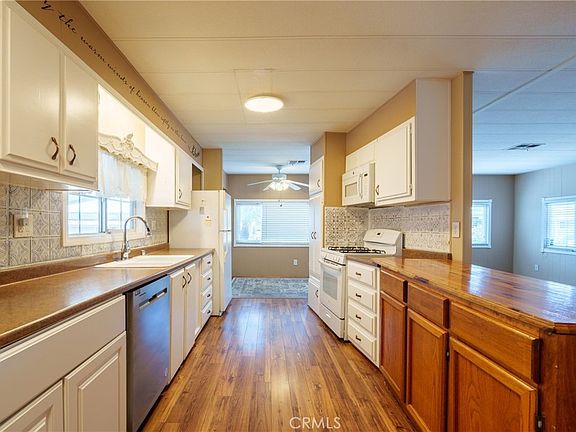 3rd image of 4000 Pierce St Space 72