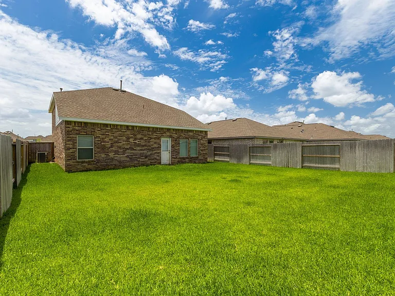 1519 Twilight Green Dr — Photo 39