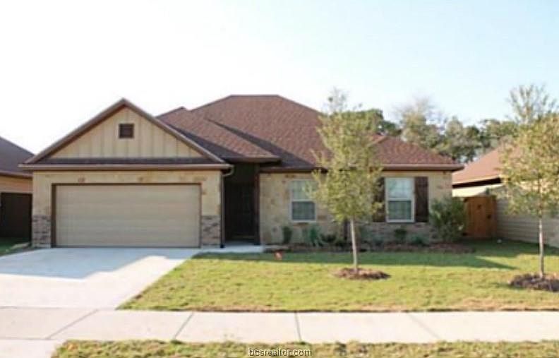1st image of 416 Hayes Ln