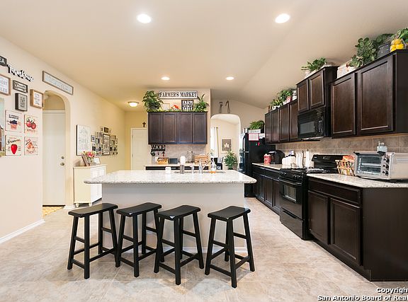 5th image of 8815 Quihi Way