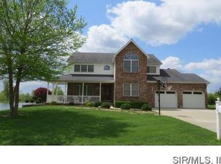 442 Burroughs Rd, Columbia, IL 62236