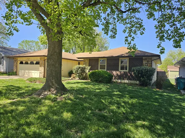 1727 W Winchester Street, Springfield, MO 65807
