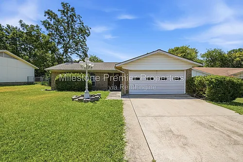 302 Iowa St Photo 1