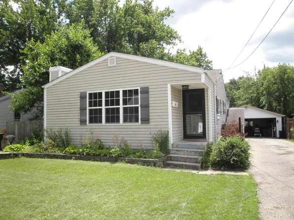 521 Olive Ct, Loves Park, IL 61111