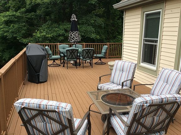 Extremely large deck