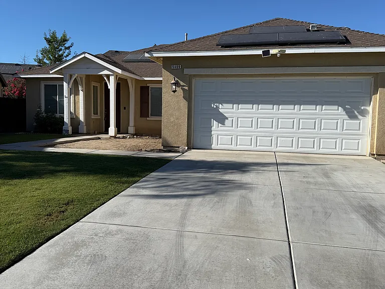 5406 Ripple Cove Way — Photo 1