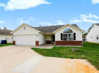 1219 E McKay Rd, Shelbyville, IN 46176
