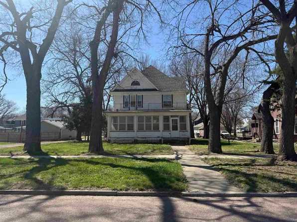 22 N Yale St, Vermillion, SD 57069
