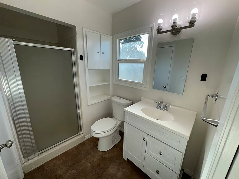 960 N Homerest Ave — Photo 15