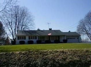 19 Seven Springs Rd, Highland Mills, NY 10930