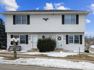 2085 Radford Rd, Dubuque, IA 52002