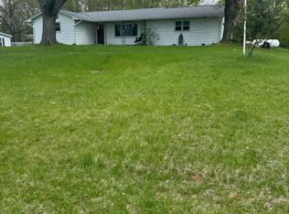711 Bauer Rd, Hastings, MI 49058