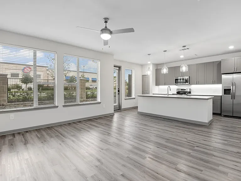 Jefferson Verdant Townhomes — Photo 58