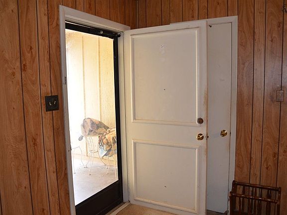 2nd image of 1521 Glendale Dr