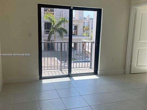5th image of 8201 NW 41st St #D-202