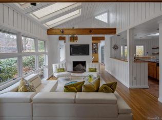 1 Pink Cloud Ln, Weston, CT 06883