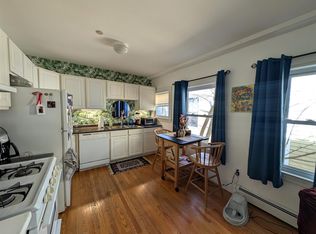 33 Roberts Rd #3, Cambridge, MA 02138