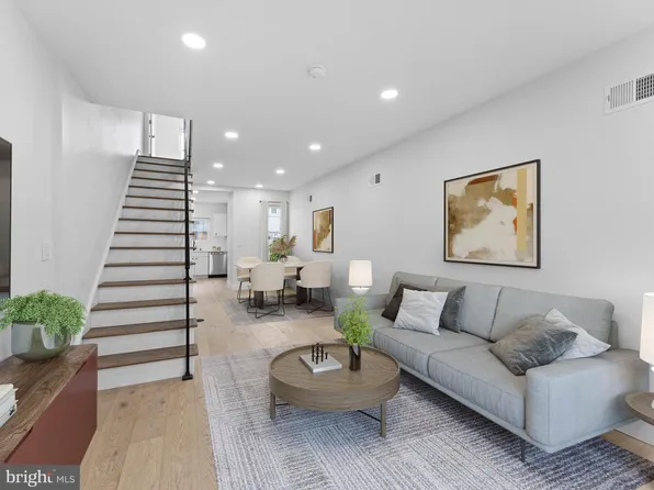 622 McClellan St, Philadelphia, PA 19148