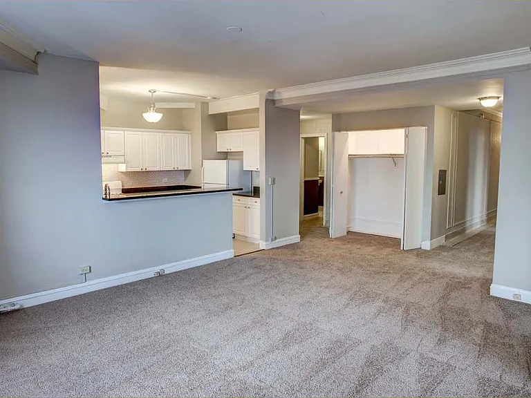 Dining/Living room