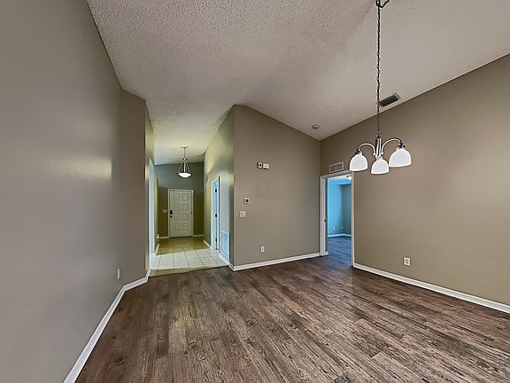 5th image of 1378 Auburn Lakes Dr