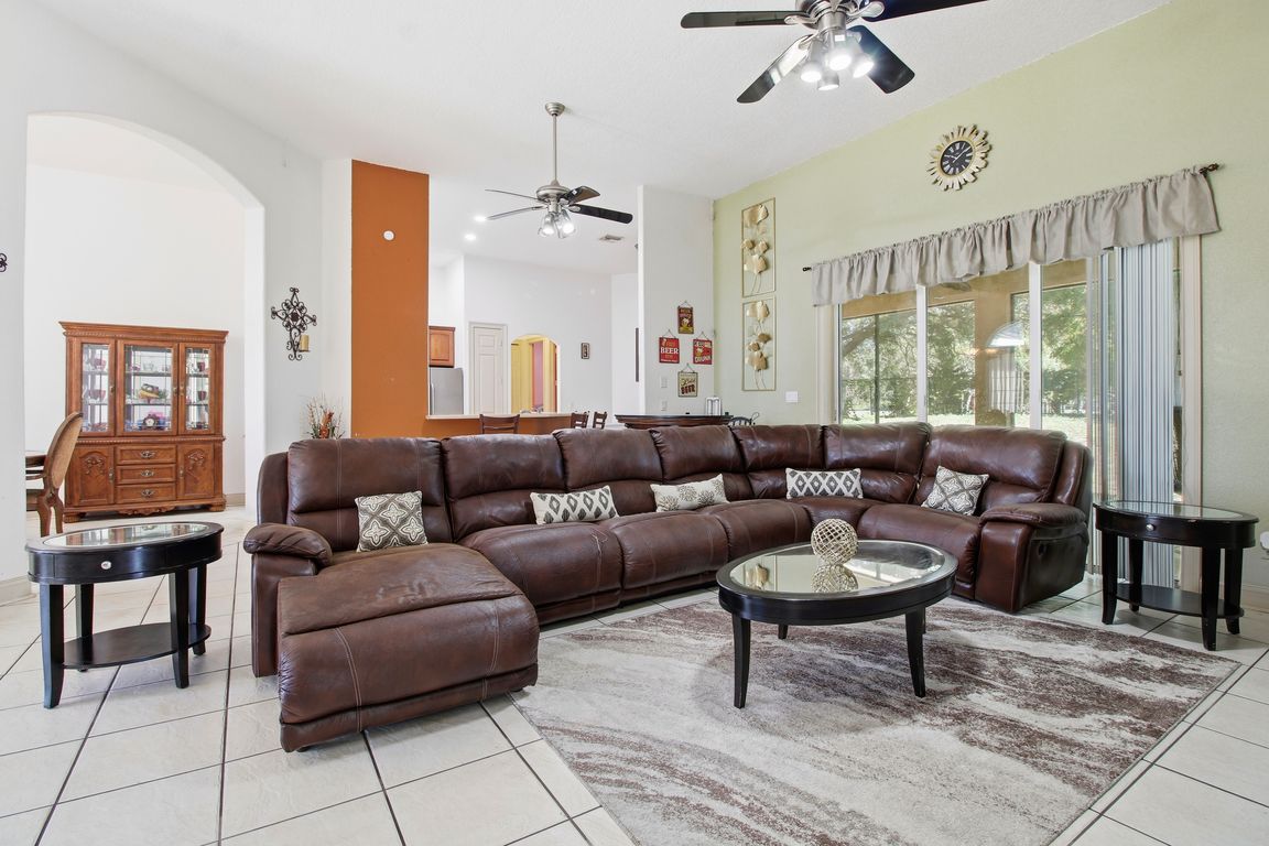 next background image