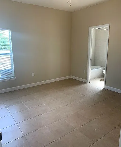 1123 Normandy Dr #A — Photo 11