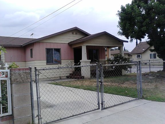 4th image of 7842 Hershey St