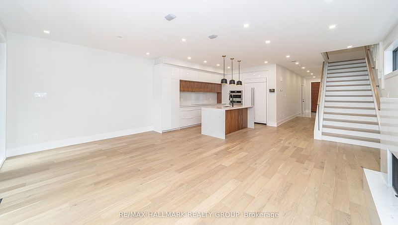 Ottawa House for rent - 4 Bedrooms — photo 13