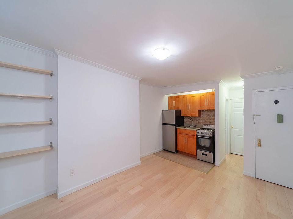 1st image of 222 1st Ave #22D
