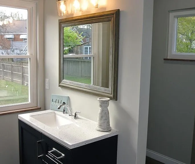 3121 Clifford Ave — Photo 4