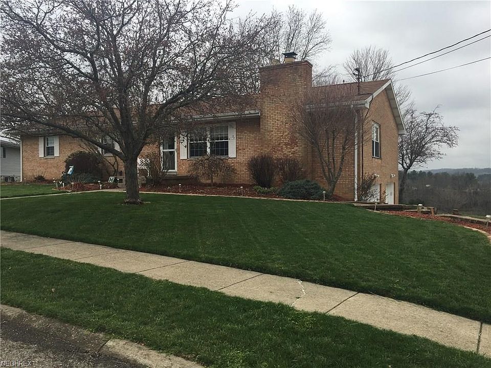 1st image of 71 Karen St