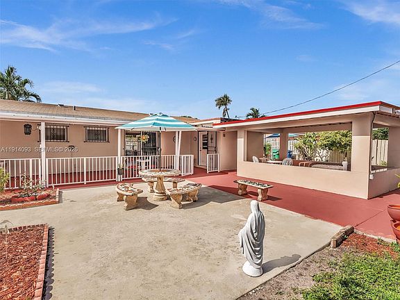 5th image of 17231 NW 53rd Pl