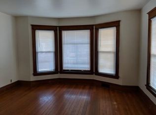 922 Villa St, Racine, WI 53403