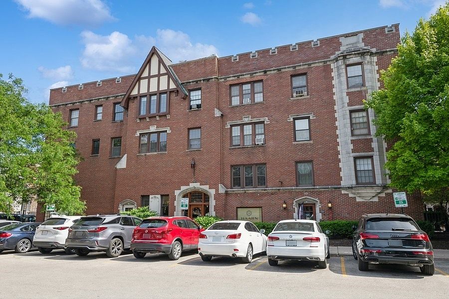 1st image of 1103 Holly Ct APT 304