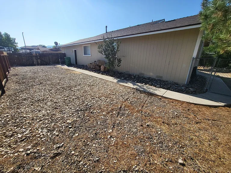 630 Boulder Cir — Photo 13