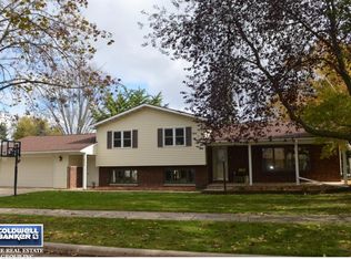 920 S Arlington St, Appleton, WI 54915