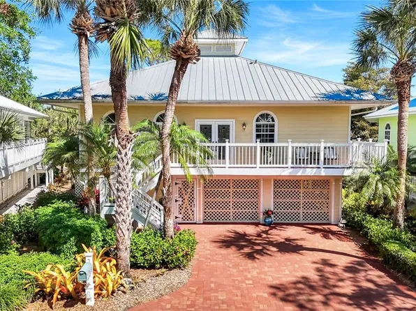 3786 Cracker Way, BONITA SPRINGS, FL 34134