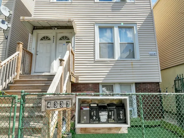 4337 S Marshfield Ave, Chicago, IL 60609