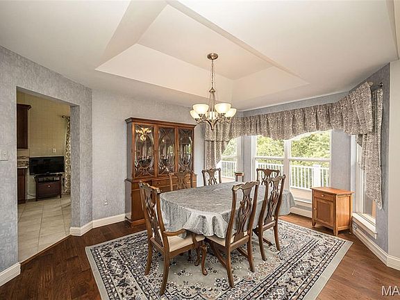 5th image of 3016 Kingsridge Manor Dr
