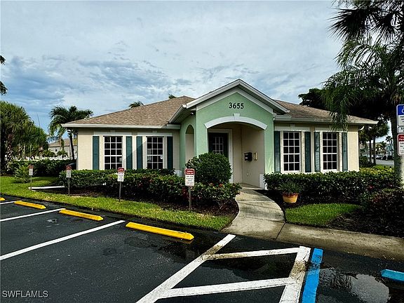 4th image of 3618 Pine Oak Cir APT 107