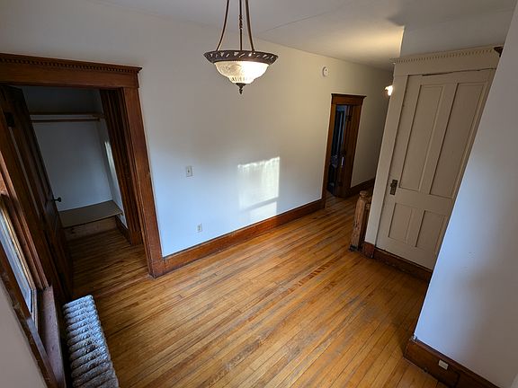 5th image of 23 Washington St #2