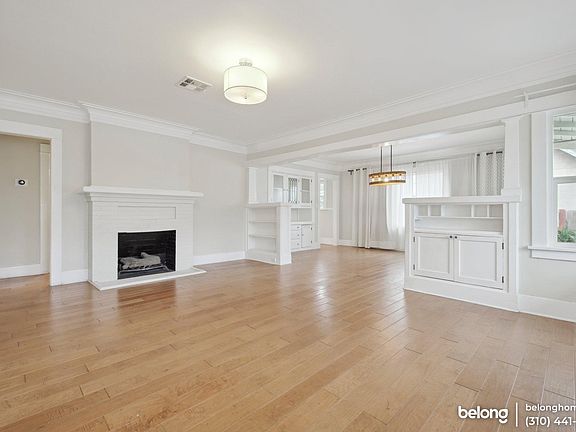 5th image of 2120 Marengo Ave