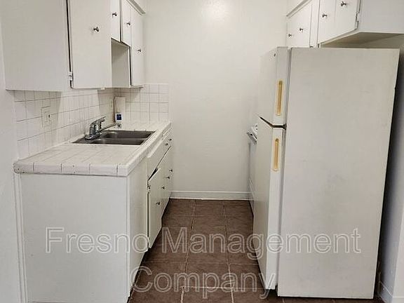 3rd image of 415 N Manila Ave APT 206