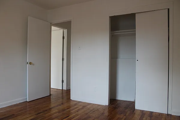 Rented by Compass | media 23