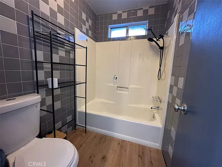 2560 Oak Dr — Photo 10