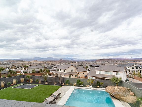 5th image of 3458 S Walnut Canyon Dr