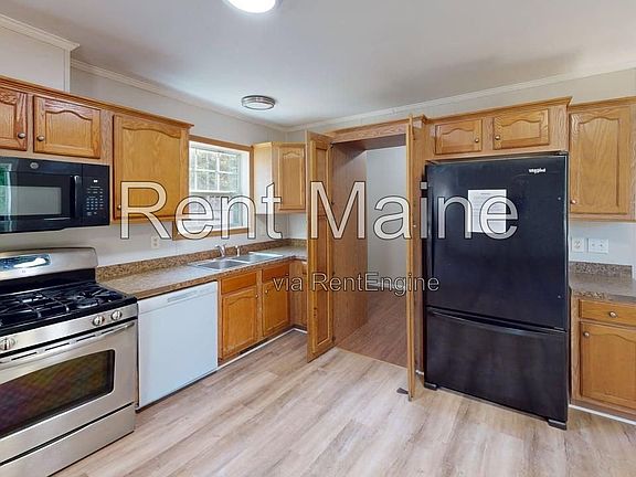 2nd image of 70 Sweet Fern Dr